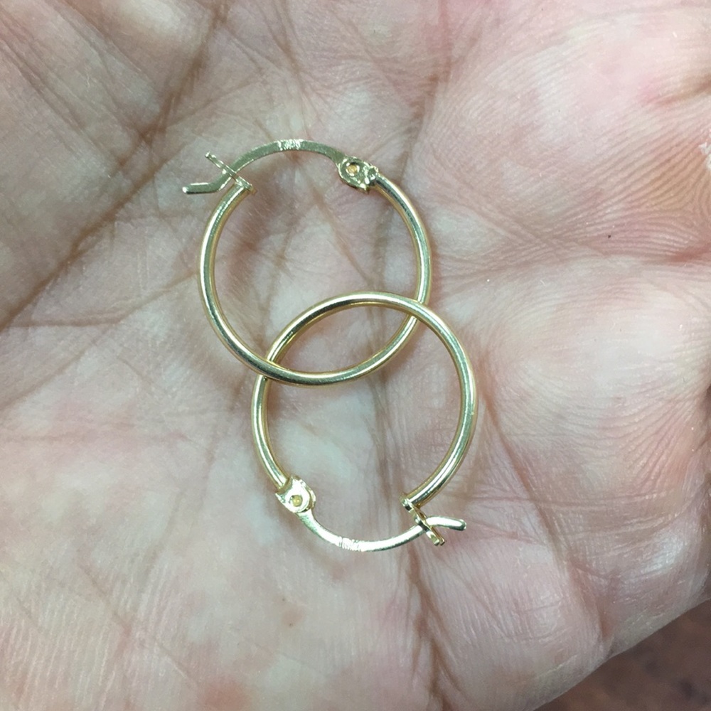 New 14K yellow gold  hoop earrings - Picture 5 of 7